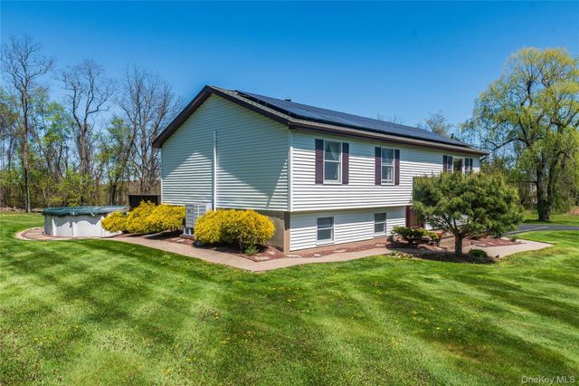 3 Duby Road, Wallkill, NY 12589