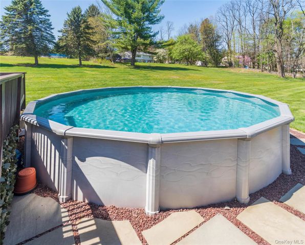 3 Duby Road, Wallkill, NY 12589