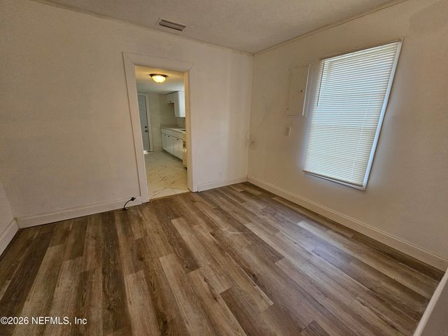 3920 N DAVIS Street, Jacksonville, FL 32209