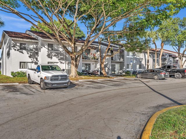 1163 Lake Terry Drive N, West Palm Beach, FL 33411