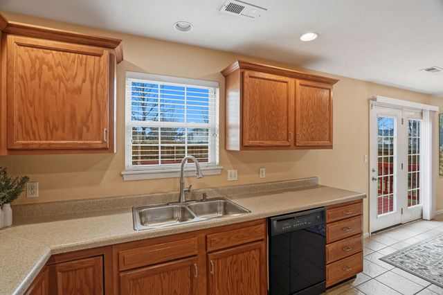 2103 WINDSTONE DR, Columbia, MO 65201