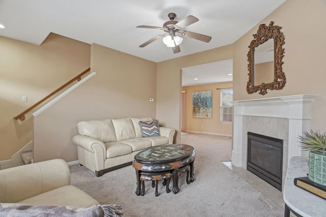 2103 WINDSTONE DR, Columbia, MO 65201