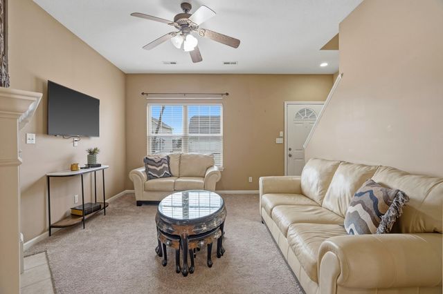 2103 WINDSTONE DR, Columbia, MO 65201