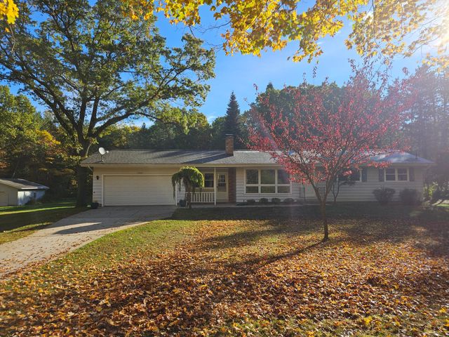 7040 Holly Drive, West Olive, MI 49460
