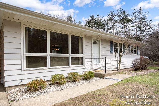 7040 Holly Drive, West Olive, MI 49460