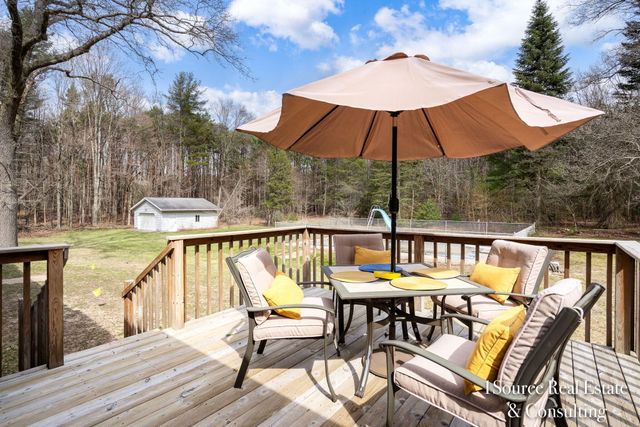 7040 Holly Drive, West Olive, MI 49460