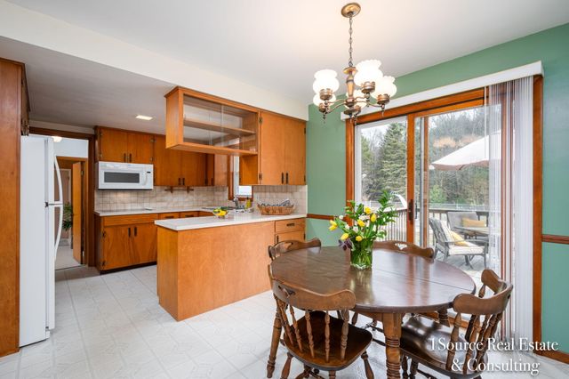 7040 Holly Drive, West Olive, MI 49460