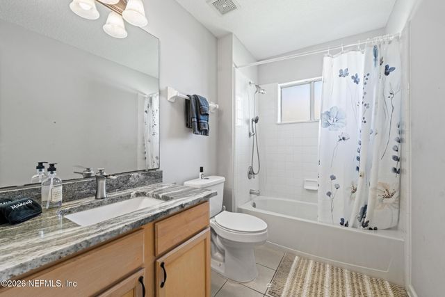 6352 LAKE PLANTATION Drive, Jacksonville, FL 32244
