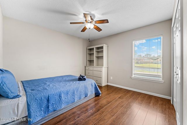 6352 LAKE PLANTATION Drive, Jacksonville, FL 32244