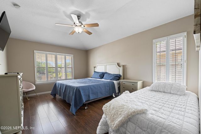 6352 LAKE PLANTATION Drive, Jacksonville, FL 32244