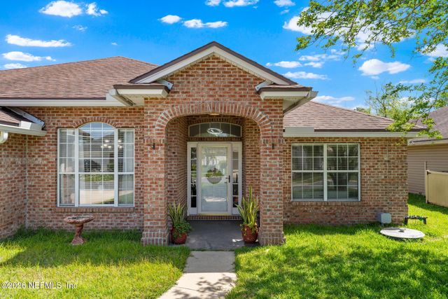 6352 LAKE PLANTATION Drive, Jacksonville, FL 32244