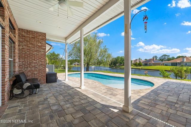 6352 LAKE PLANTATION Drive, Jacksonville, FL 32244