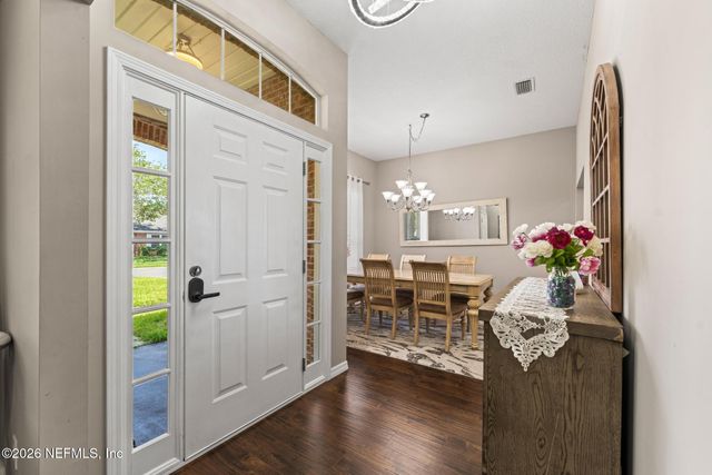 6352 LAKE PLANTATION Drive, Jacksonville, FL 32244