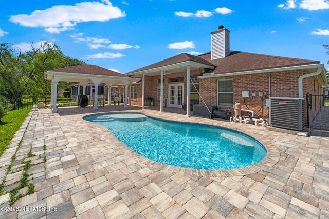 6352 LAKE PLANTATION Drive, Jacksonville, FL 32244