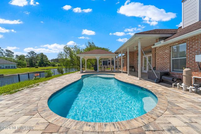 6352 LAKE PLANTATION Drive, Jacksonville, FL 32244
