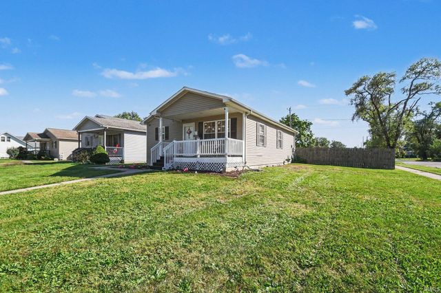 2432 Linden Avenue, South Bend, IN 46628