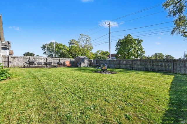 2432 Linden Avenue, South Bend, IN 46628