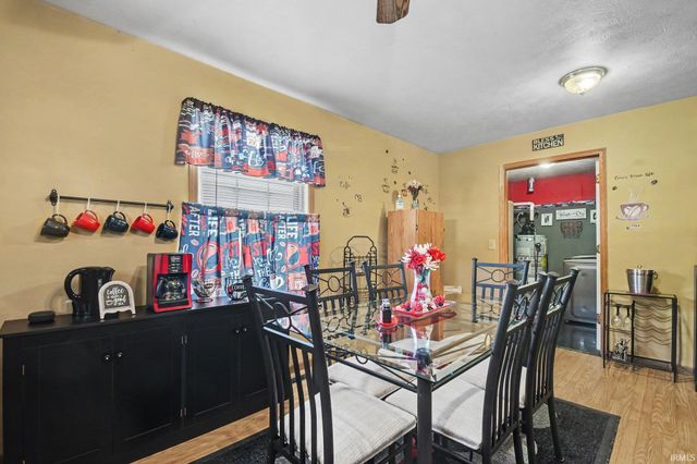 2432 Linden Avenue, South Bend, IN 46628