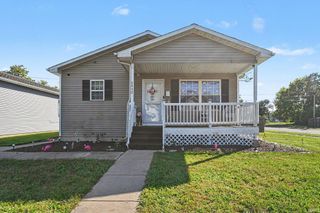2432 Linden Avenue, South Bend, IN 46628