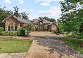 4000 Hawks Way NE, Huntsville, AL 35811