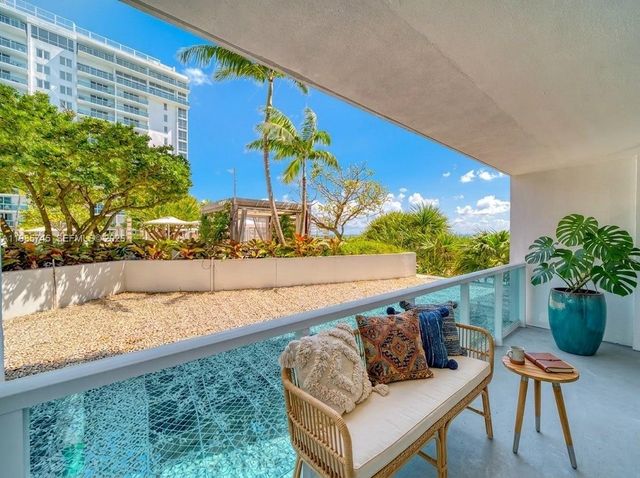 2301 Collins Avenue 311, Miami Beach, FL 33139