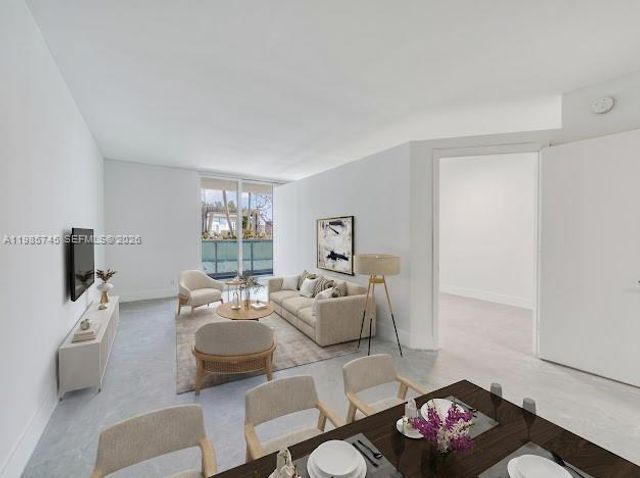 2301 Collins Avenue 311, Miami Beach, FL 33139