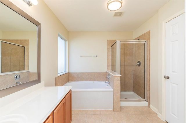 15807 Sarasam Creek Court, Cypress, TX 77429