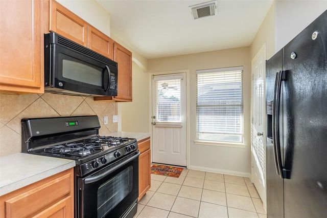 15807 Sarasam Creek Court, Cypress, TX 77429