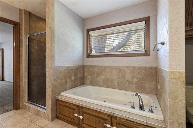 1006 NW 15th St, Lawton, OK 73507