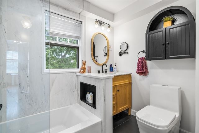 47 Essex St, Medford, MA 02155