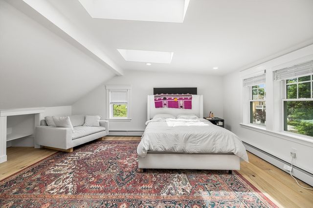 47 Essex St, Medford, MA 02155