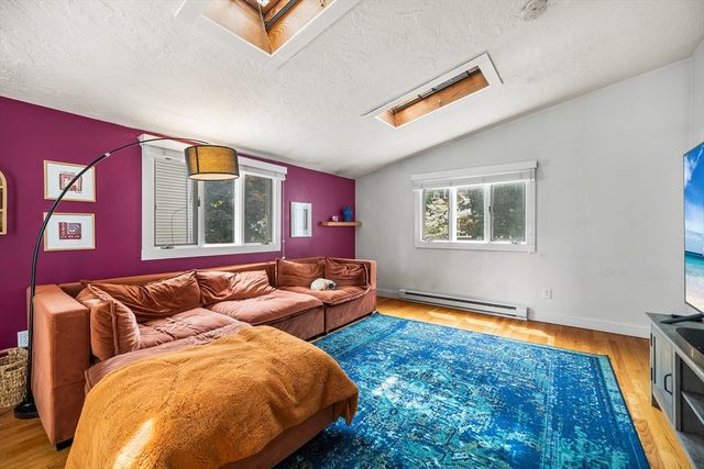 47 Essex St, Medford, MA 02155