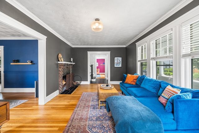47 Essex St, Medford, MA 02155