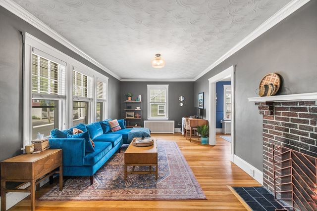 47 Essex St, Medford, MA 02155