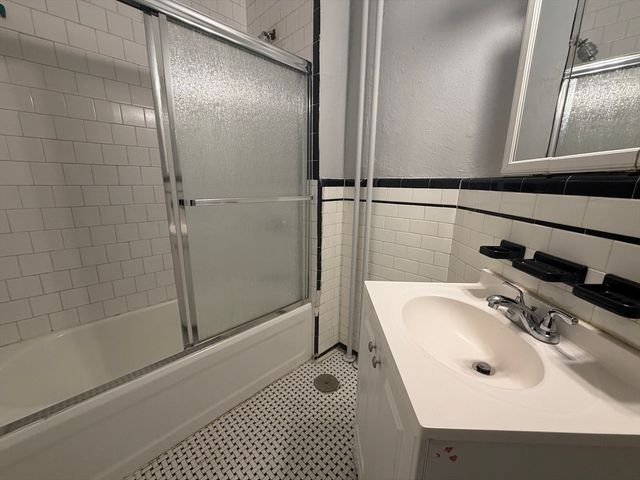 11 Park Street 6, Brookline, MA 02446