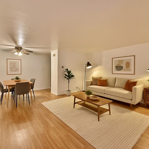 938 Ontario Street 11, Oak Park, IL 60302