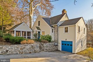 206 S SWARTHMORE AVE, Swarthmore, PA 19081