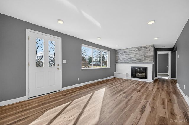 5455 Country Lane, Miami Twp, OH 45150