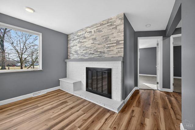 5455 Country Lane, Miami Twp, OH 45150