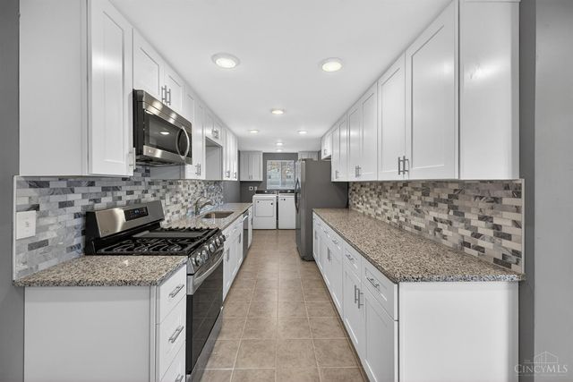 5455 Country Lane, Miami Twp, OH 45150