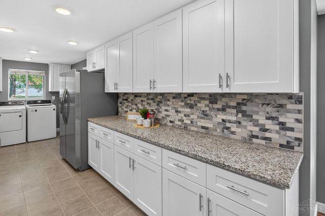 5455 Country Lane, Miami Twp, OH 45150