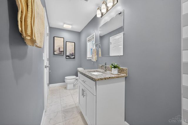 5455 Country Lane, Miami Twp, OH 45150