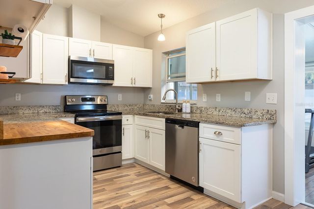 12146 VIRGINIA DRIVE, Leesburg, FL 34788