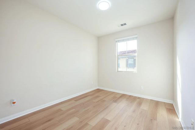 15965 Parkview Loop, San Diego, CA 92127