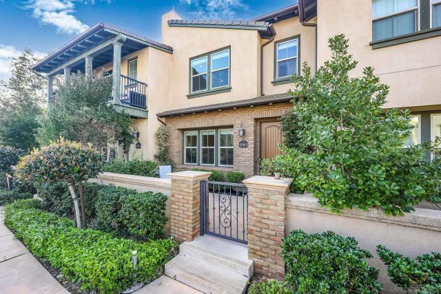 15965 Parkview Loop, San Diego, CA 92127