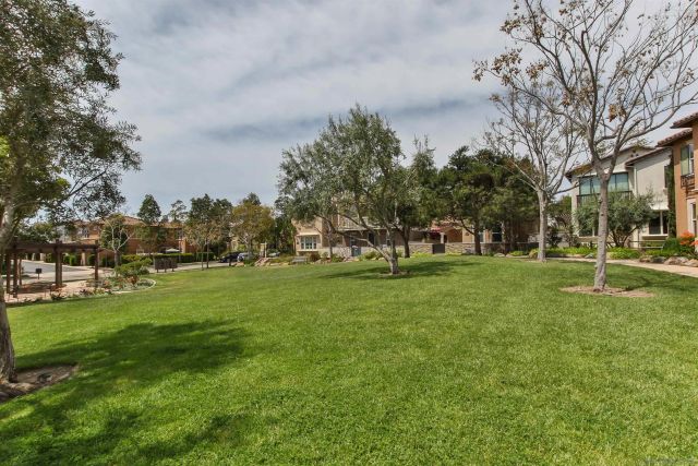 15965 Parkview Loop, San Diego, CA 92127