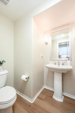 15965 Parkview Loop, San Diego, CA 92127