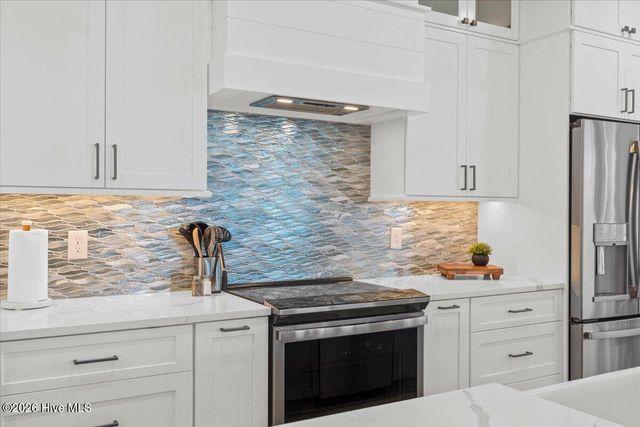 11 Grand View Drive, Ocean Isle Beach, NC 28469