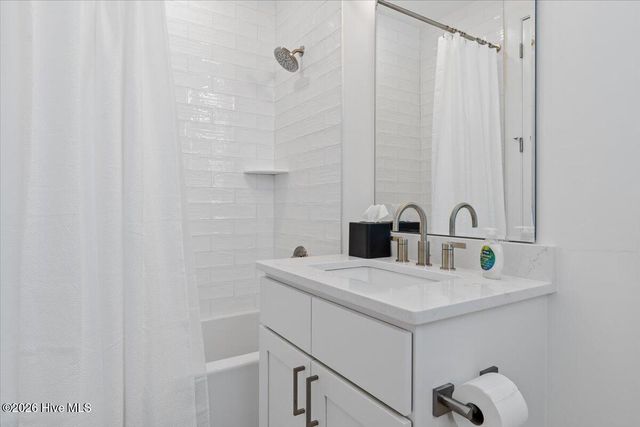 11 Grand View Drive, Ocean Isle Beach, NC 28469