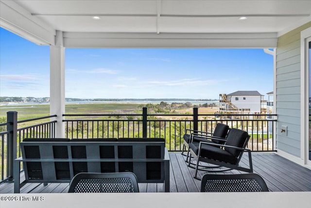 11 Grand View Drive, Ocean Isle Beach, NC 28469